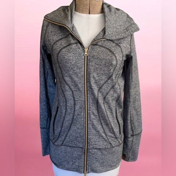lululemon athletica Jackets & Blazers - Lululemon Grey Marbled
Jacket. Size 6